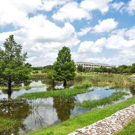 Hilton Garden Inn Austin North Εξωτερικό φωτογραφία